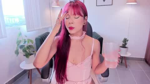 Tiana Cruz online show from May 26, 9:21 pm