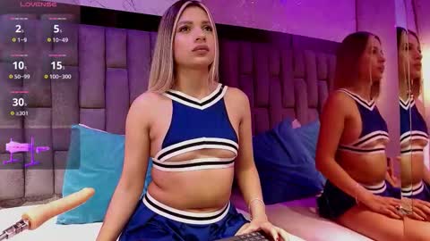 Tiana Ferrer online show from November 28, 4:20 am