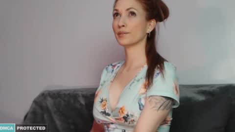 TIANNA online show from May 25, 1:23 am