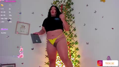 Snapshot of tich___ chatting on September 16, 6:38 am tich___ online show from September 16, 6:38 am