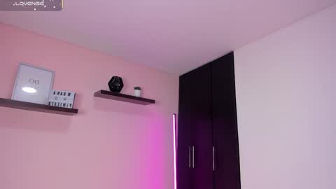 Tifany  online show from October 4, 7:55 pm