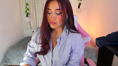 Tiffany online show from January 24, 4:05 am