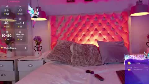 Tifanny  online show from December 14, 5:46 am