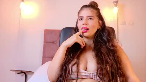 tiffany online show from April 21, 1:07 pm