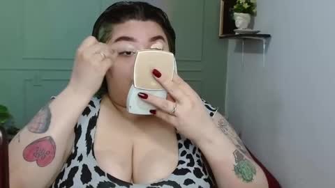 dont forget ask for custom vids  online show from January 6, 6:58 am