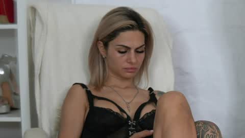 Ilaria online show from July 9, 2:10 pm