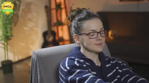 tiffanyriox online show from February 25, 12:47 am