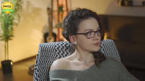 tiffanyriox online show from January 15, 1:03 am