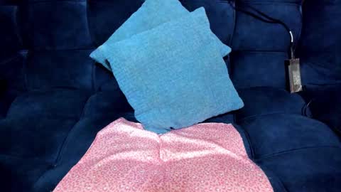 Tiffany online show from December 20, 3:52 pm