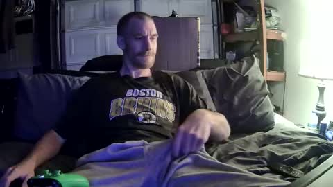 Snapshot of tiggity19 chatting on October 31, 9:10 am Tiggity23 come stroke my 9 cock with ne online show from October 31, 9:10 am