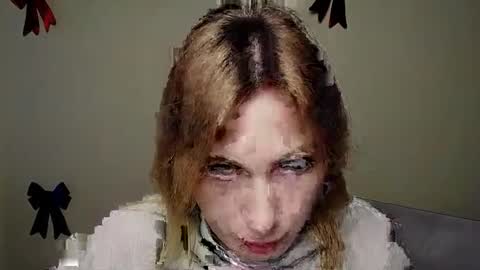 Vikki online show from March 12, 1:40 pm