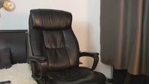 ask me online show from February 3, 4:20 pm