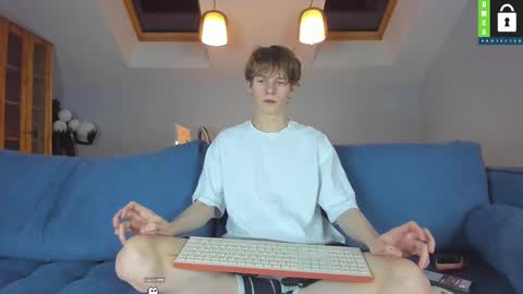 Snapshot of tim_milll chatting on March 10, 6:56 pm Tim online show from March 10, 6:56 pm