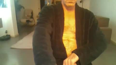 times20 online show from April 15, 3:10 am