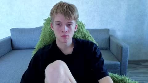 Snapshot of timmy7topcut chatting on October 11, 5:34 am Timmy online show from October 11, 5:34 am