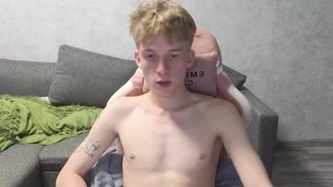 Snapshot of timmy7topcut chatting on September 9, 10:10 pm Timmy online show from September 9, 10:10 pm