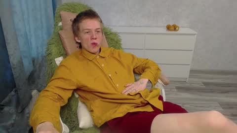 Snapshot of timmy7topcut chatting on January 20, 4:32 am Timmy online show from January 20, 4:32 am