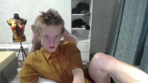 Snapshot of timmy7topcut chatting on February 18, 3:52 pm Timmy online show from February 18, 3:52 pm