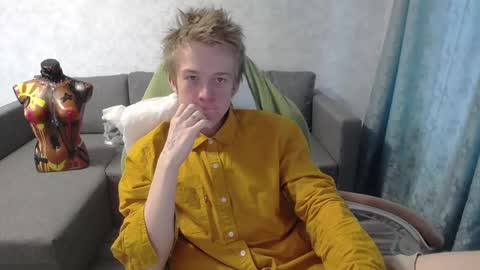 Snapshot of timmy7topcut chatting on February 27, 8:46 am Timmy online show from February 27, 8:46 am