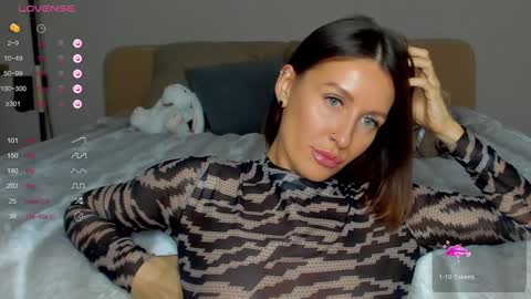 Snapshot of tina__bestie chatting on January 14, 2:43 pm Tina online show from January 14, 2:43 pm