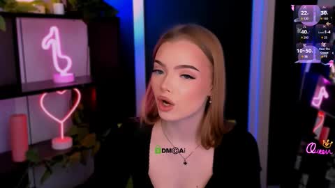 tina_golden1 online show from March 19, 1:16 pm