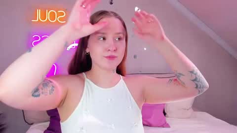 Stella online show from April 21, 9:05 am