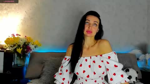 Tina online show from October 12, 6:43 pm