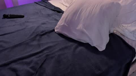 tina_olsen07 online show from November 9, 1:53 am