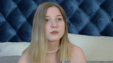 TinaBurton online show from April 19, 3:57 pm