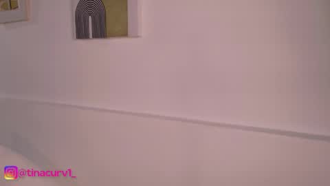 Tina online show from April 16, 11:32 am