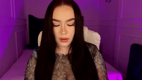 hi im curvy babyface girlie Tina online show from March 3, 8:21 am