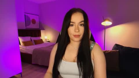 hi im curvy babyface girlie Tina online show from February 3, 4:00 pm