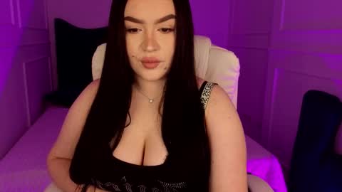 hi im curvy babyface girlie Tina online show from March 4, 8:22 am