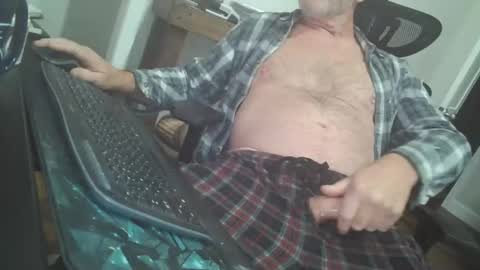 Snapshot of tincup430 chatting on October 27, 11:10 am 5 day load on deck online show from October 27, 11:10 am