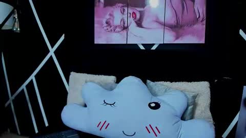 tinny_noa online show from May 26, 12:22 pm