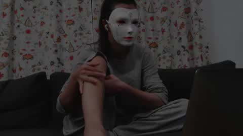 Tinks online show from April 26, 8:06 pm