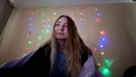 Hi Im Carry 18 years old online show from December 19, 7:59 am