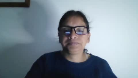 Ester online show from February 18, 10:49 am