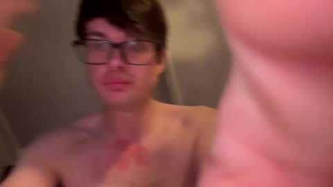 tjchristie95 online show from December 15, 6:42 am