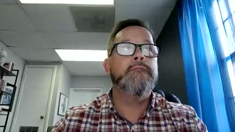 tjhawk86 online show from December 16, 8:37 pm