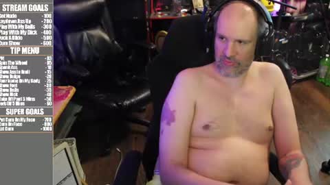 TK Maconn online show from June 10, 5:56 pm