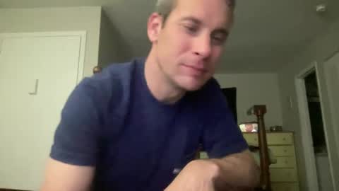 tleigh24 online show from March 11, 11:58 pm