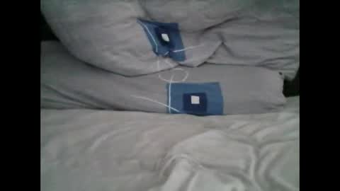 Tobi online show from January 2, 2:13 pm