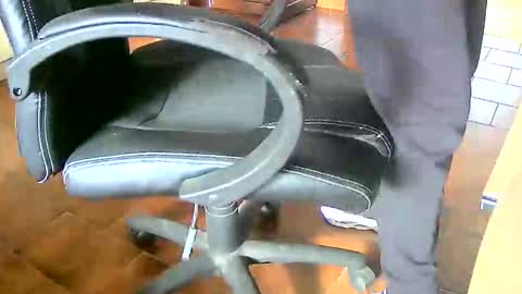 Tobiko online show from December 14, 2:01 pm