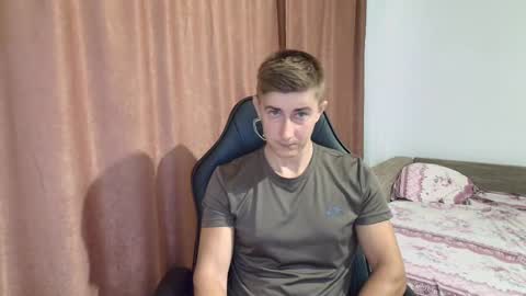 todhorny987 online show from February 20, 6:28 am