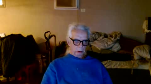 Snapshot of tom112292014 chatting on October 25, 8:09 pm tom112292014 online show from October 25, 8:09 pm