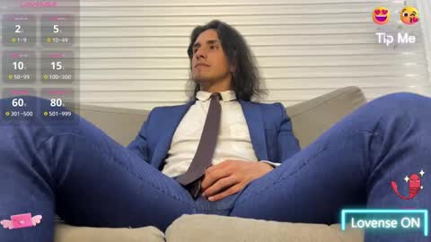 TOM online show from February 15, 8:22 pm