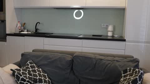 Tom online show from November 20, 7:29 am