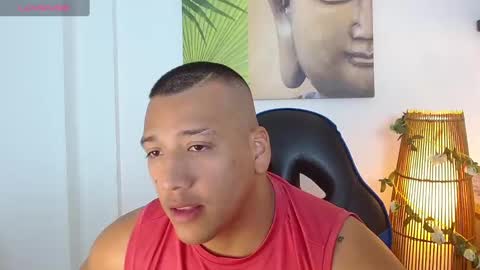 Tom muscle1 online show from March 8, 6:16 pm