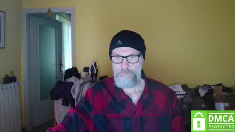 Tomas Milian online show from December 3, 8:04 am